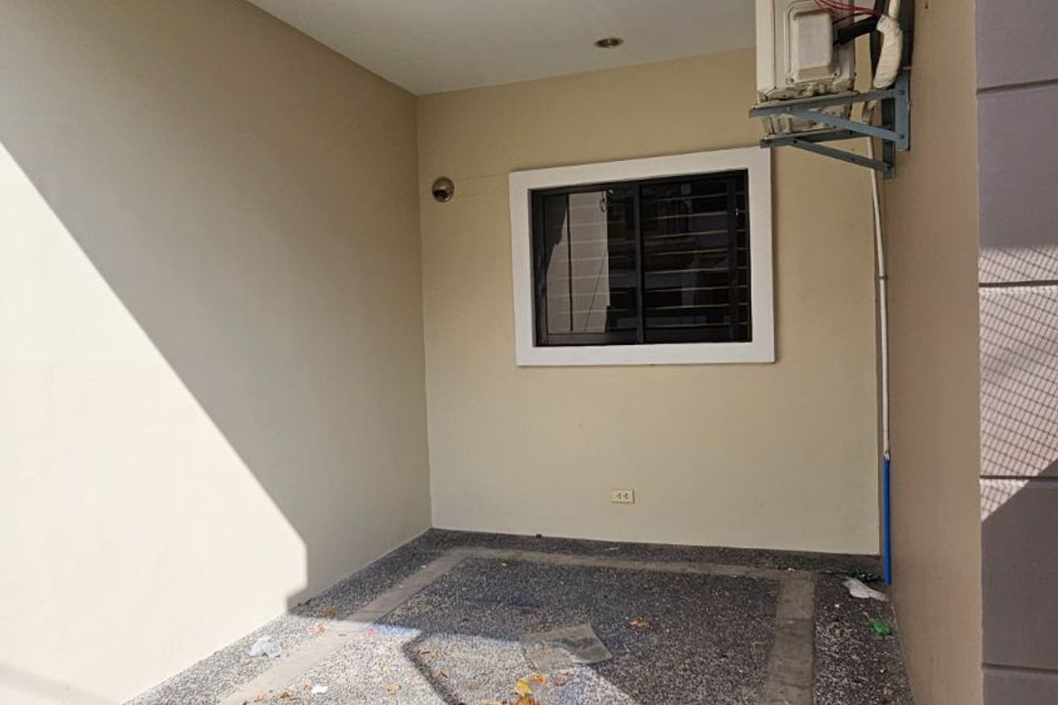 3 Bedroom Townhouse for Sale in Pilar, Las Piñas, Metro Manila – photo 2