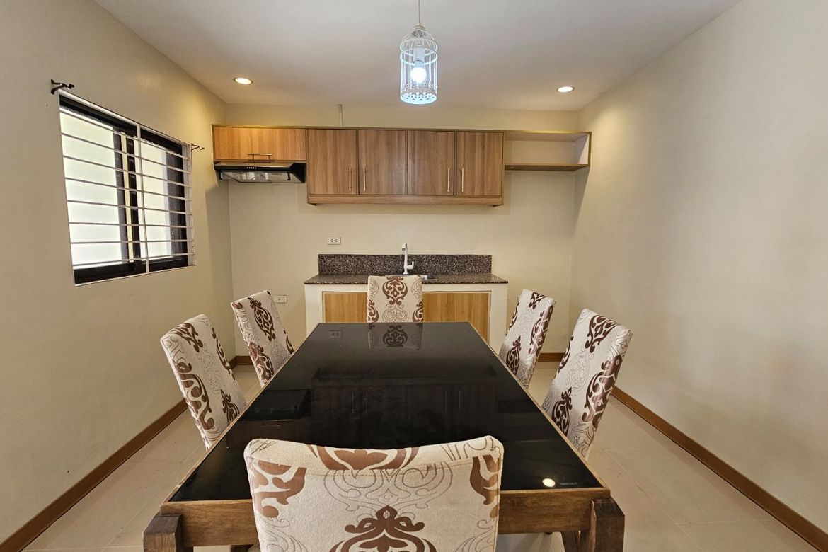 3 Bedroom Townhouse for Sale in Pilar, Las Piñas, Metro Manila – photo 6