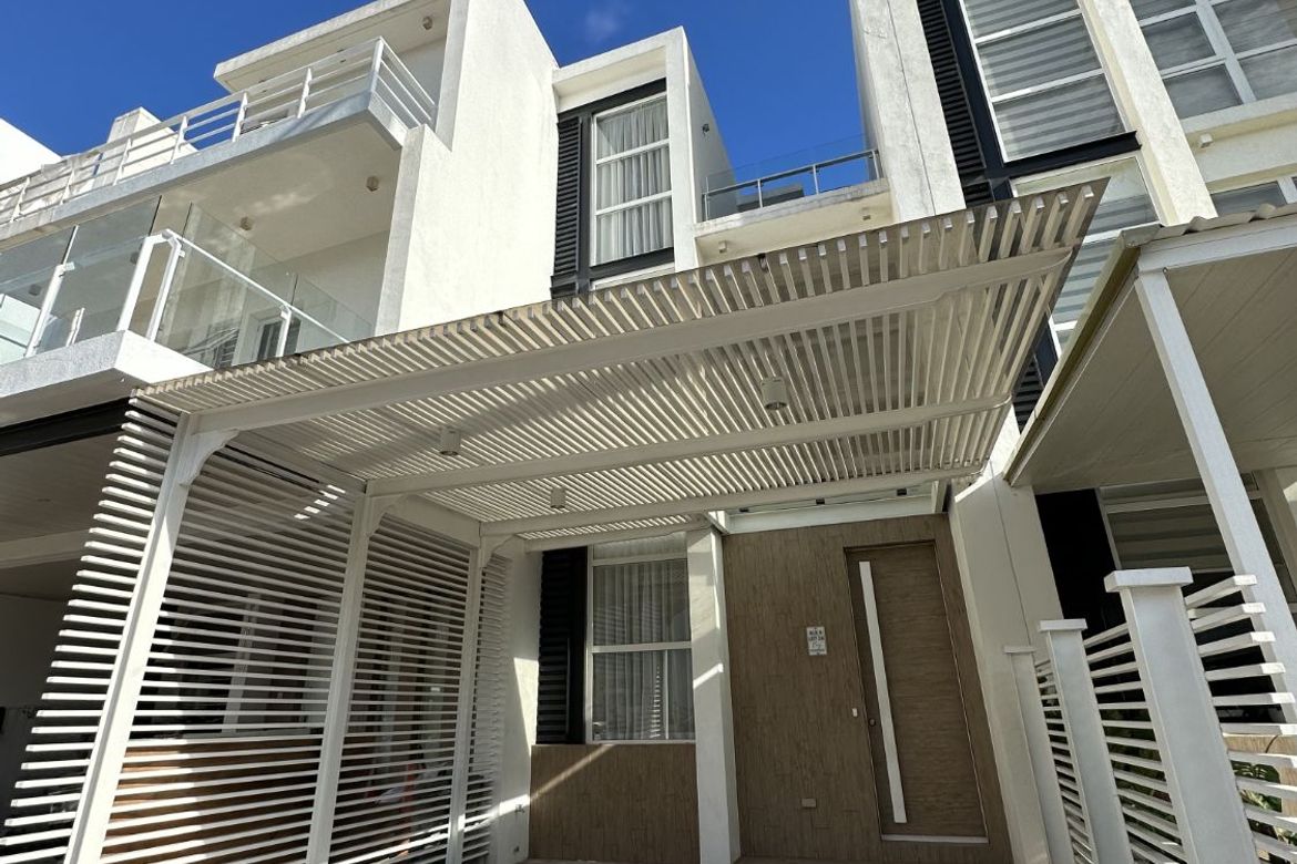 3 Bedroom Townhouse for Sale in Pinagsama, Taguig, Metro Manila