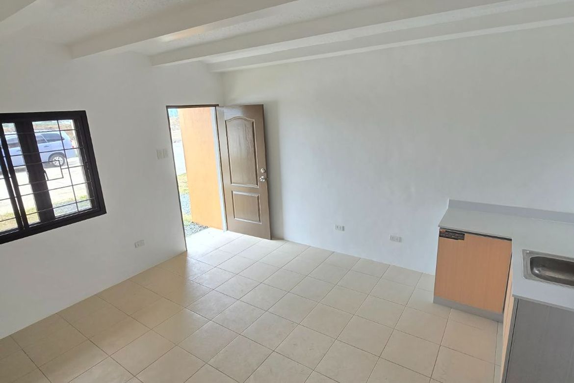 3 Bedroom Townhouse for Sale in Poblacion Barangay 6, Lipa, Batangas – photo 6