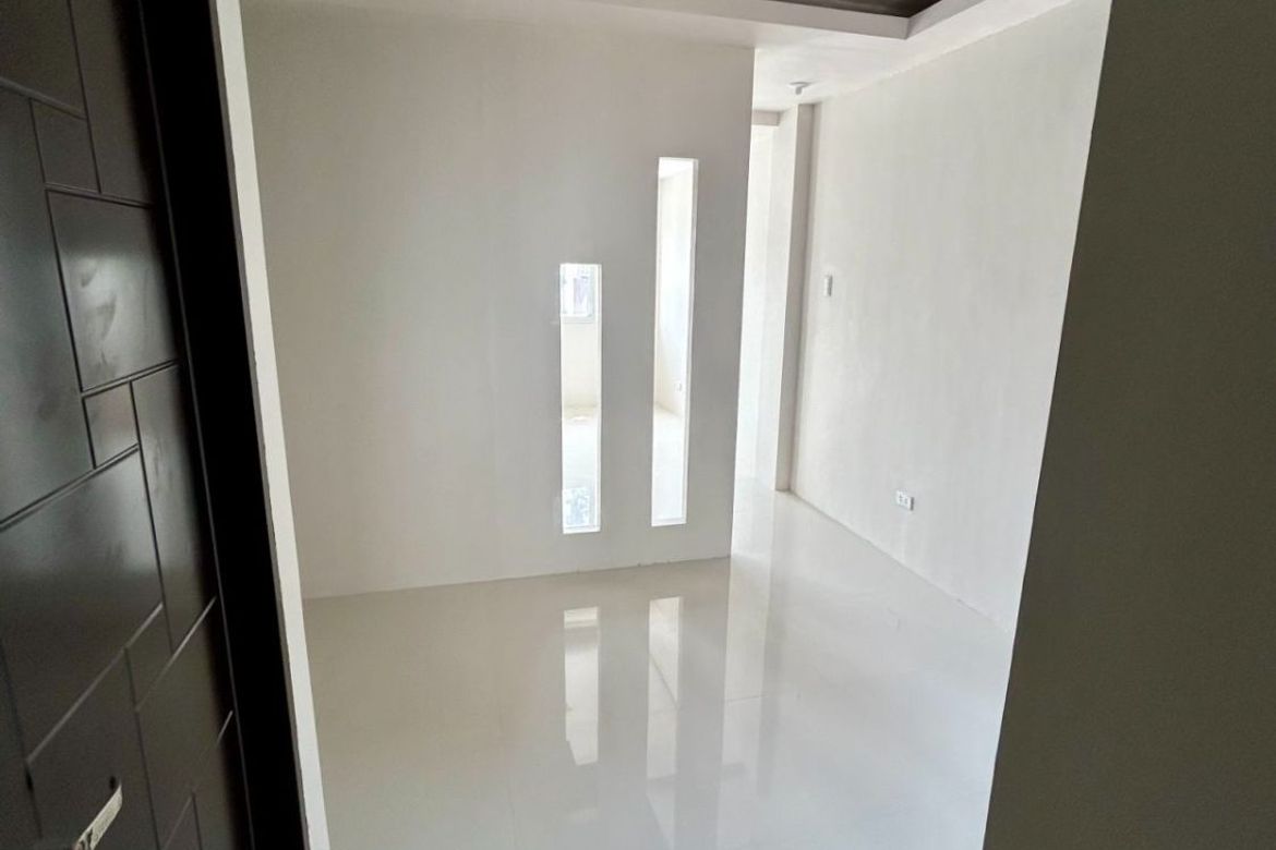 3 Bedroom Townhouse for Sale in Poblacion I-A, Imus, Cavite – photo 5
