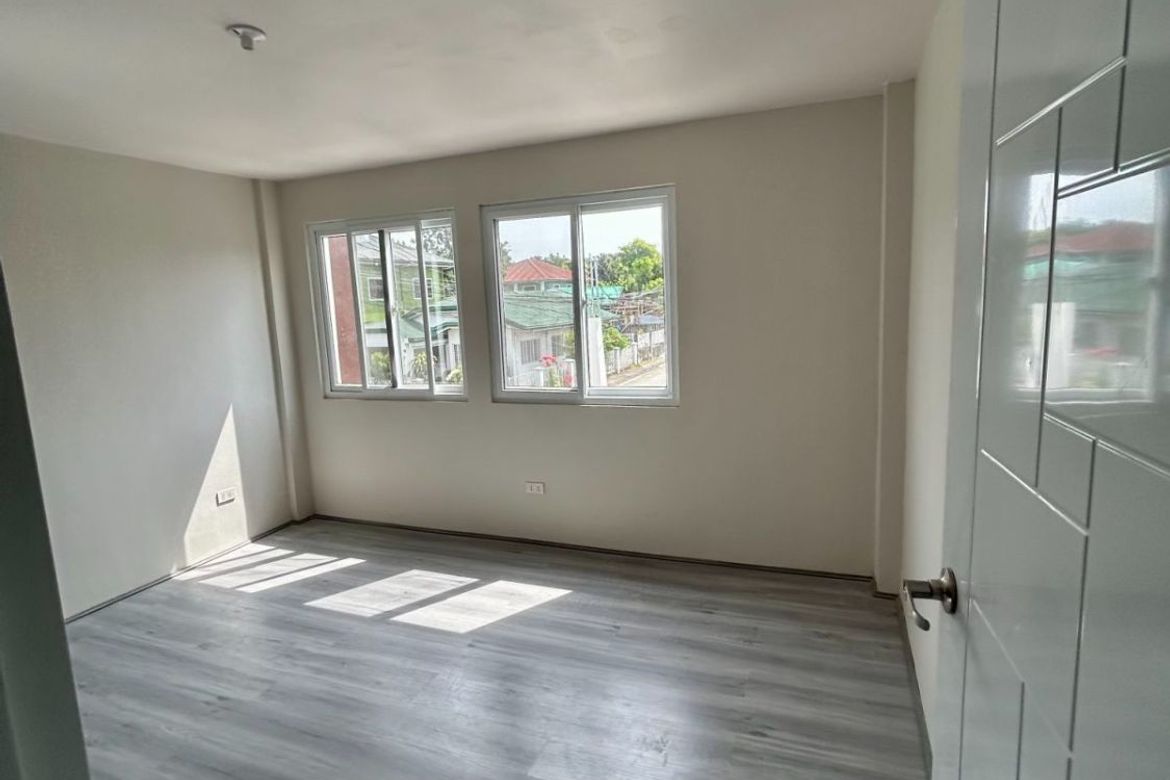 3 Bedroom Townhouse for Sale in Poblacion I-A, Imus, Cavite – photo 6