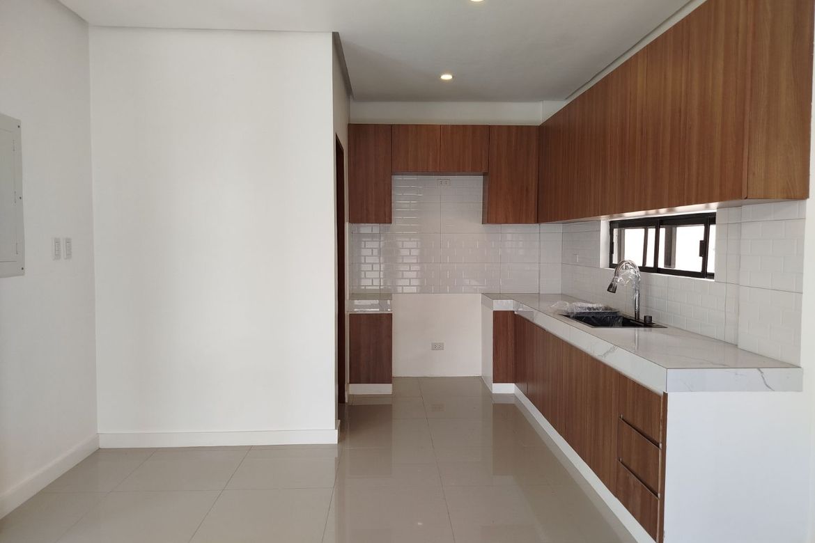 3 Bedroom Townhouse for Sale in Poblacion, Muntinlupa, Metro Manila – photo 4