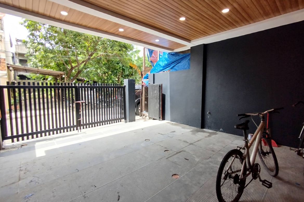 3 Bedroom Townhouse for Sale in Poblacion, Muntinlupa, Metro Manila – photo 3