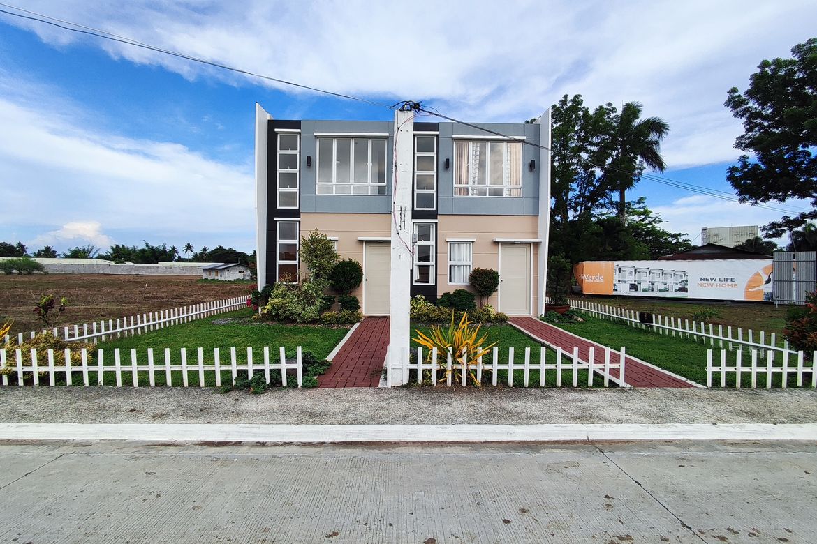3 Bedroom Townhouse for Sale in Poblacion, Padre Garcia, Batangas