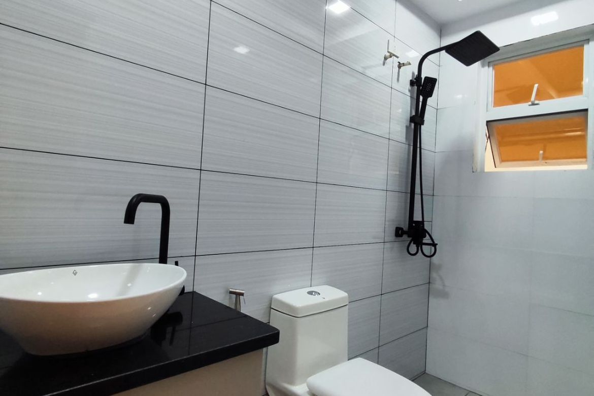 3 Bedroom Townhouse for Sale in Poblacion, San Antonio, Quezon – photo 4