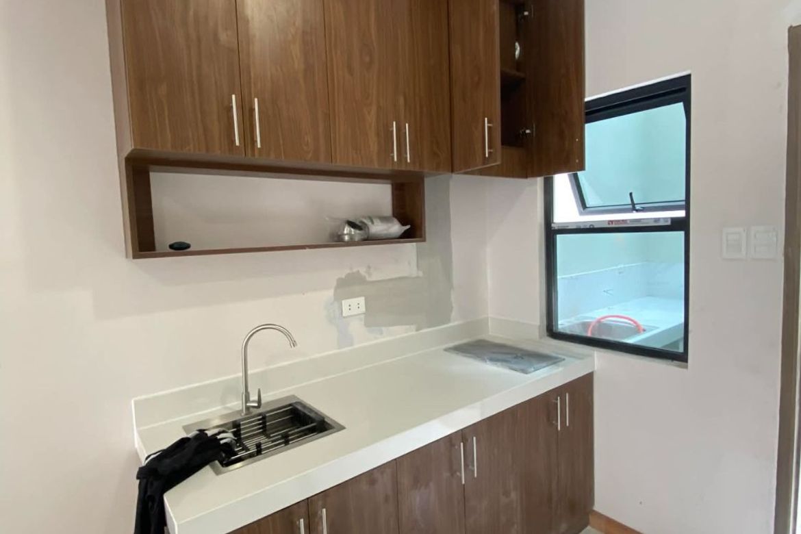 3 Bedroom Townhouse for Sale in Pulang Lupa Dos, Las Piñas, Metro Manila – photo 5