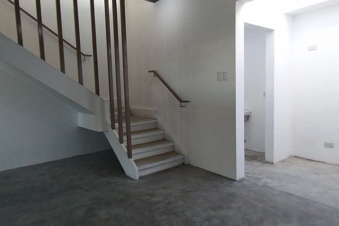 3 Bedroom Townhouse for Sale in Pulong Santa Cruz, Santa Rosa, Laguna – photo 3