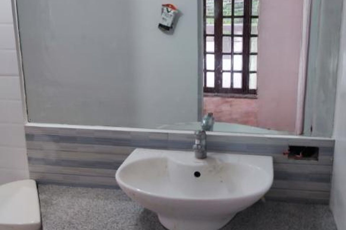 3 Bedroom Townhouse for Sale in Quiapo, Manila, Metro Manila near LRT-1 Carriedo – photo 8