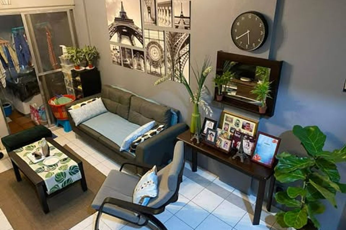 3 Bedroom Townhouse for Sale in Quiapo, Manila, Metro Manila near LRT-1 Carriedo – photo 2