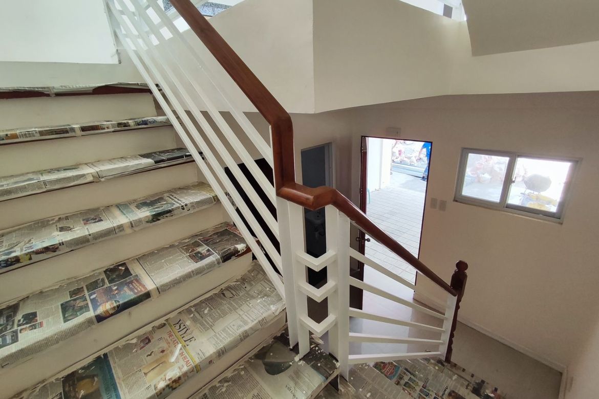 3 Bedroom Townhouse for Sale in Quirino 2-A, Quezon City, Metro Manila near LRT-2 Anonas – photo 2