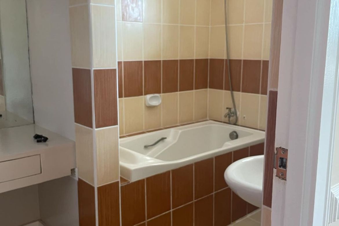 3 Bedroom Townhouse for Sale in San Antonio, Parañaque, Metro Manila – photo 5