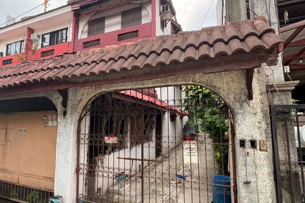 3 Bedroom Townhouse for Sale in San Antonio, Pasig, Metro Manila near MRT-3 Ortigas – photo 2