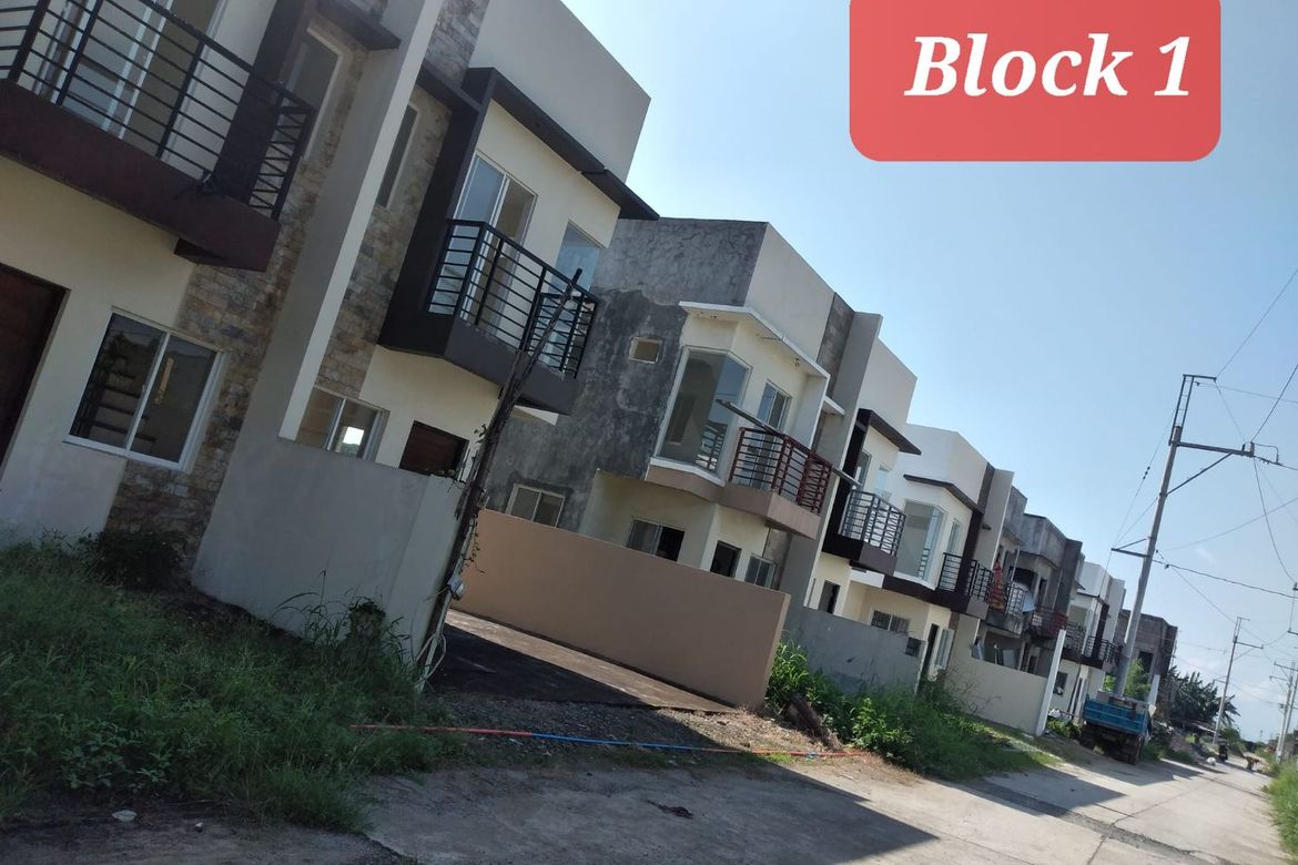 3 Bedroom Townhouse for Sale in San Isidro, Angono, Rizal – photo 2