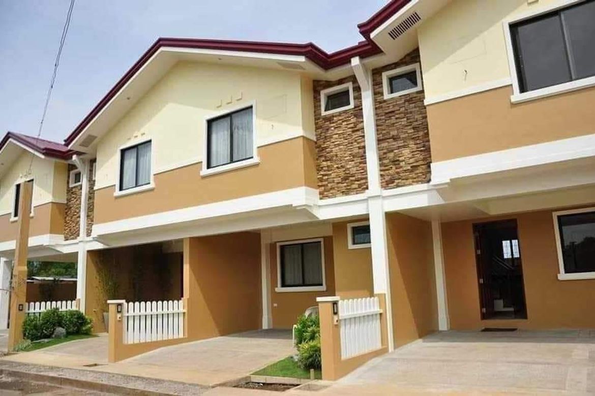 3 Bedroom Townhouse for Sale in San Isidro, Cainta, Rizal