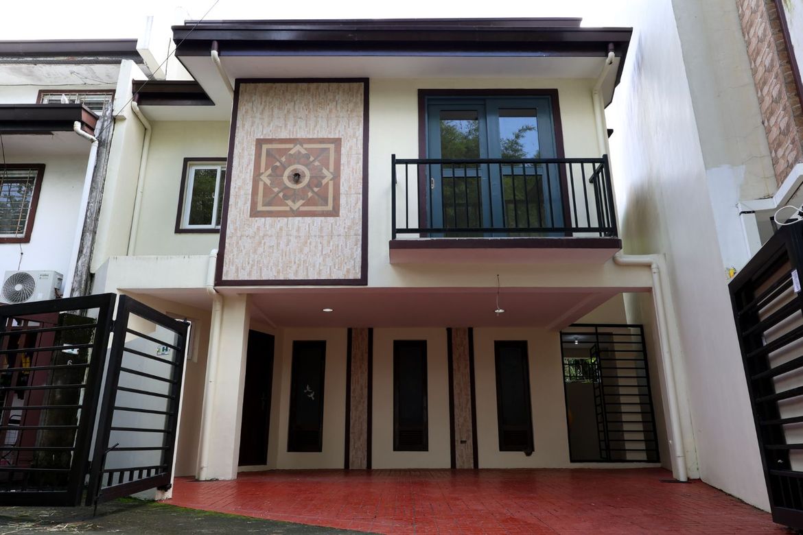 3 Bedroom Townhouse for Sale in San Isidro, Cainta, Rizal