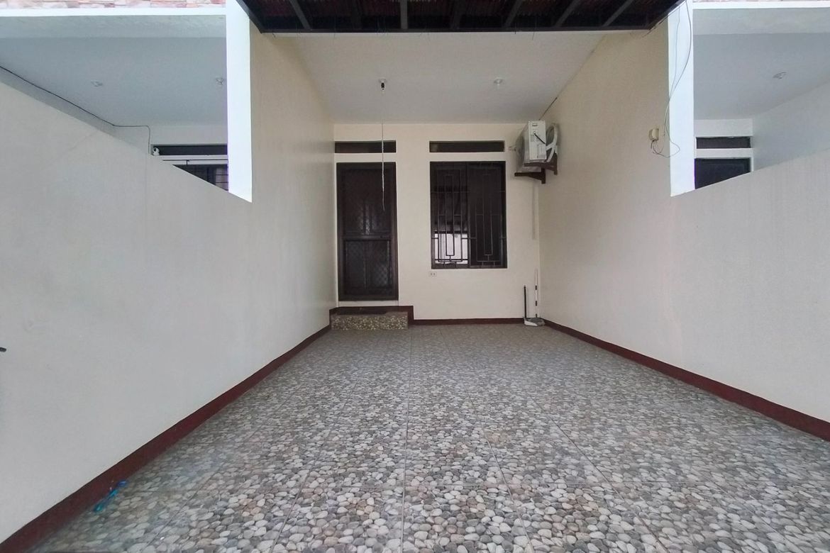 3 Bedroom Townhouse for Sale in San Isidro, Parañaque, Metro Manila – photo 4