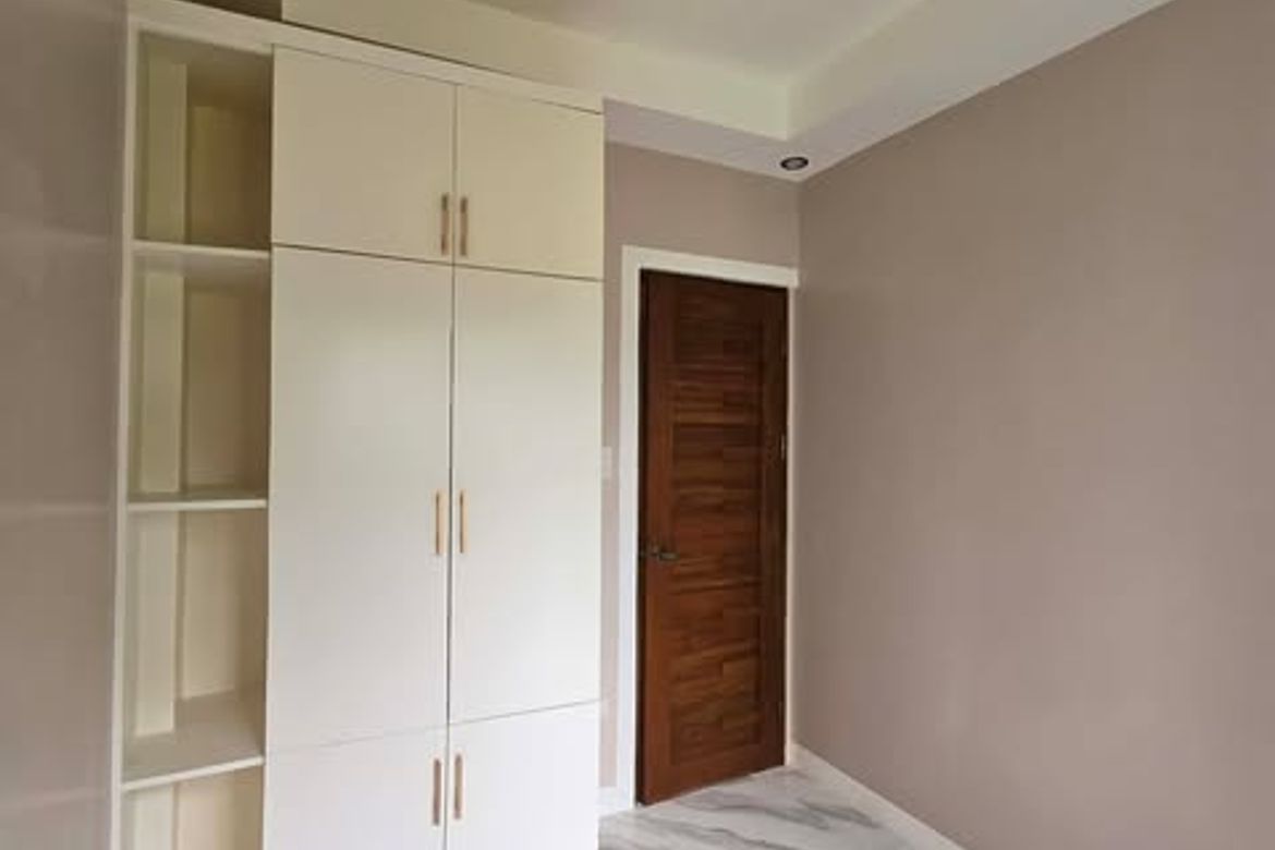 3 Bedroom Townhouse for Sale in San Isidro, Parañaque, Metro Manila – photo 2