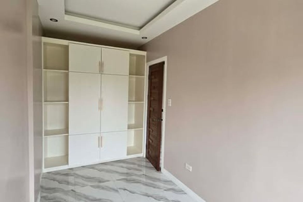 3 Bedroom Townhouse for Sale in San Isidro, Parañaque, Metro Manila – photo 6
