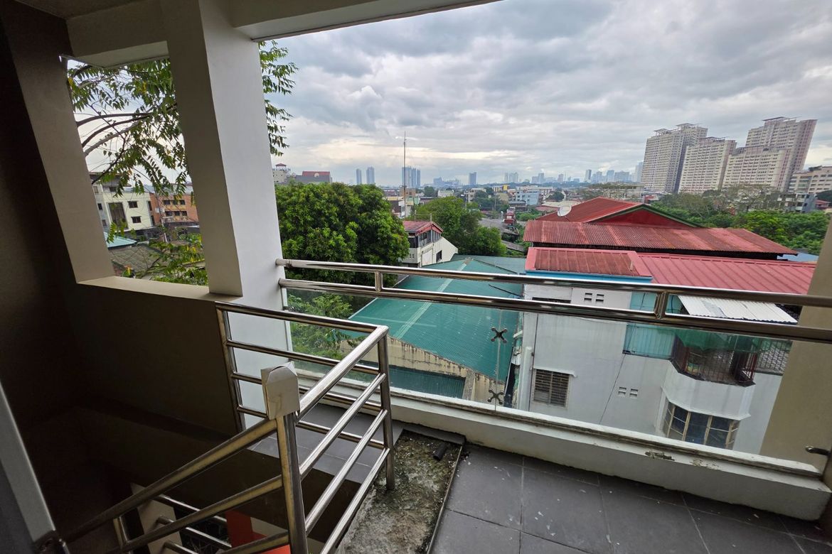 3 Bedroom Townhouse for Sale in San Juan, Metro Manila near LRT-2 J. Ruiz – photo 7