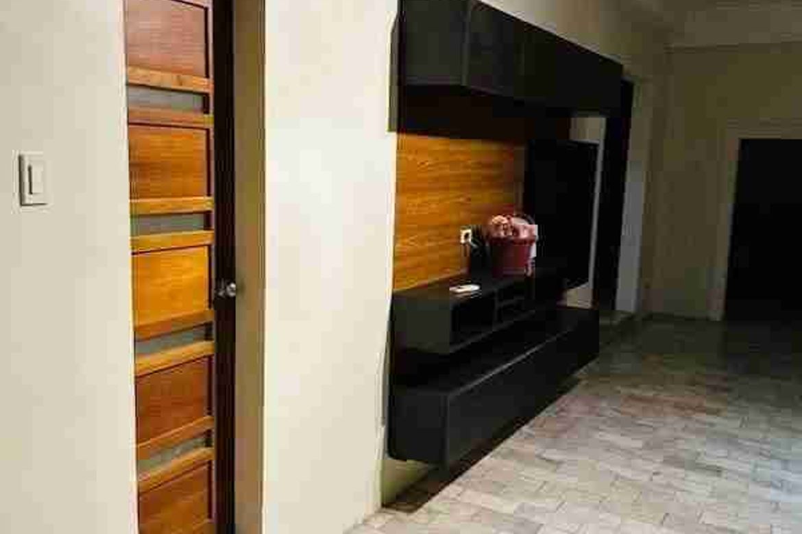 3 Bedroom Townhouse for Sale in San Lorenzo, Makati, Metro Manila near MRT-3 Ayala – photo 8