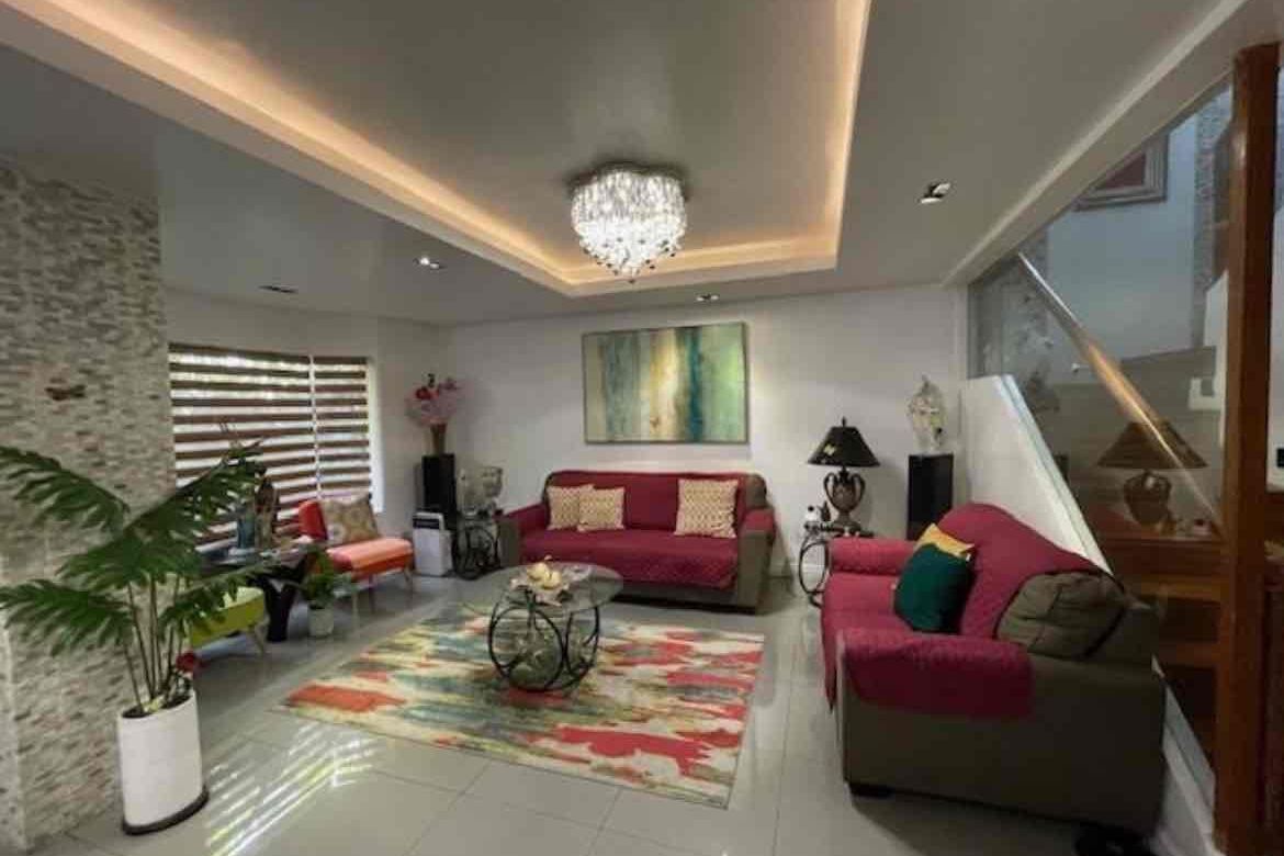 3 Bedroom Townhouse for Sale in San Nicolas, Pasig, Metro Manila