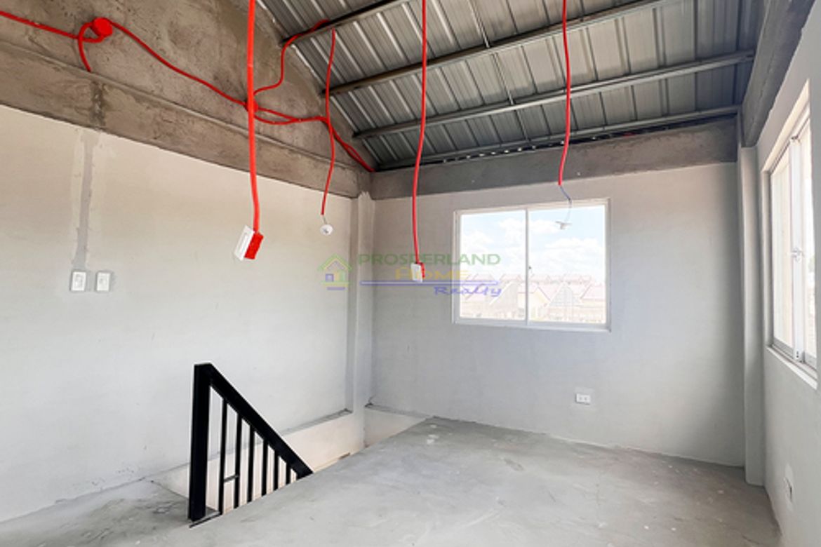 3 Bedroom Townhouse for Sale in San Pedro, Santo Tomas, Batangas – photo 8