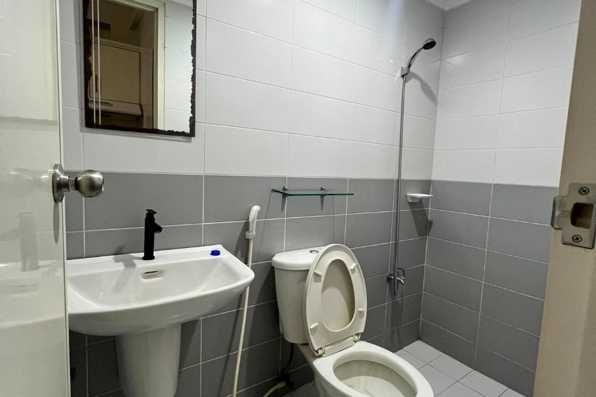 3 Bedroom Townhouse for Sale in Santa Ana, Manila, Metro Manila – photo 7