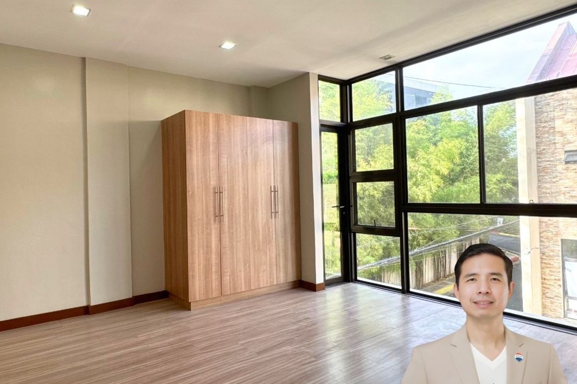 3 Bedroom Townhouse for Sale in Santa Lucia, San Juan, Metro Manila