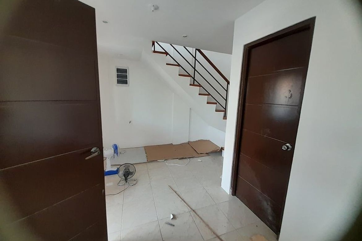 3 Bedroom Townhouse for Sale in Santo Niño, Biñan, Laguna – photo 5