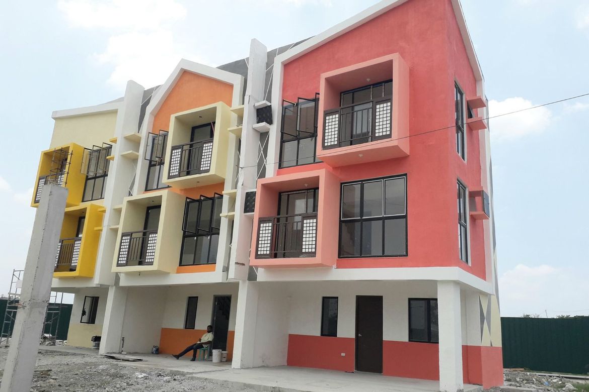 3 Bedroom Townhouse for Sale in Santo Niño, Biñan, Laguna