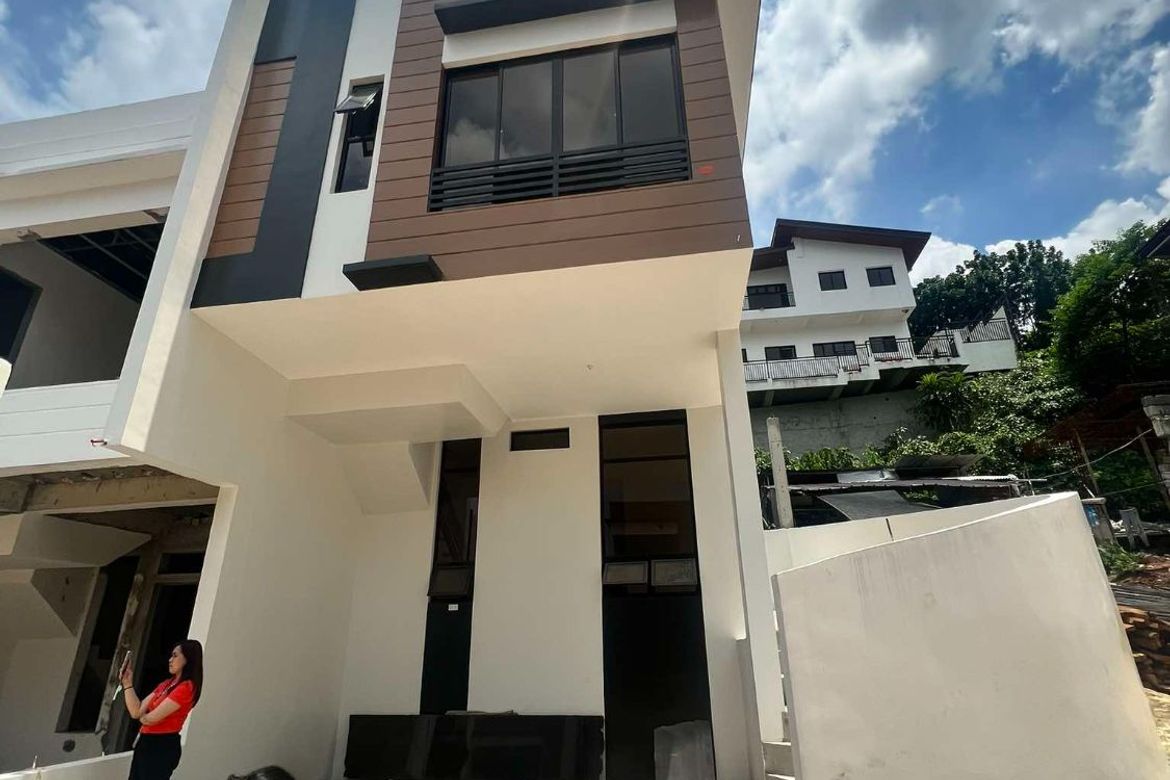3 Bedroom Townhouse for Sale in Santo Niño, Marikina, Metro Manila