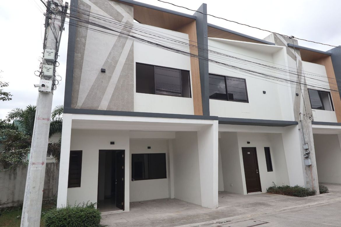 3 Bedroom Townhouse for Sale in Sinakulay, President Quirino, Sultan Kudarat – photo 2