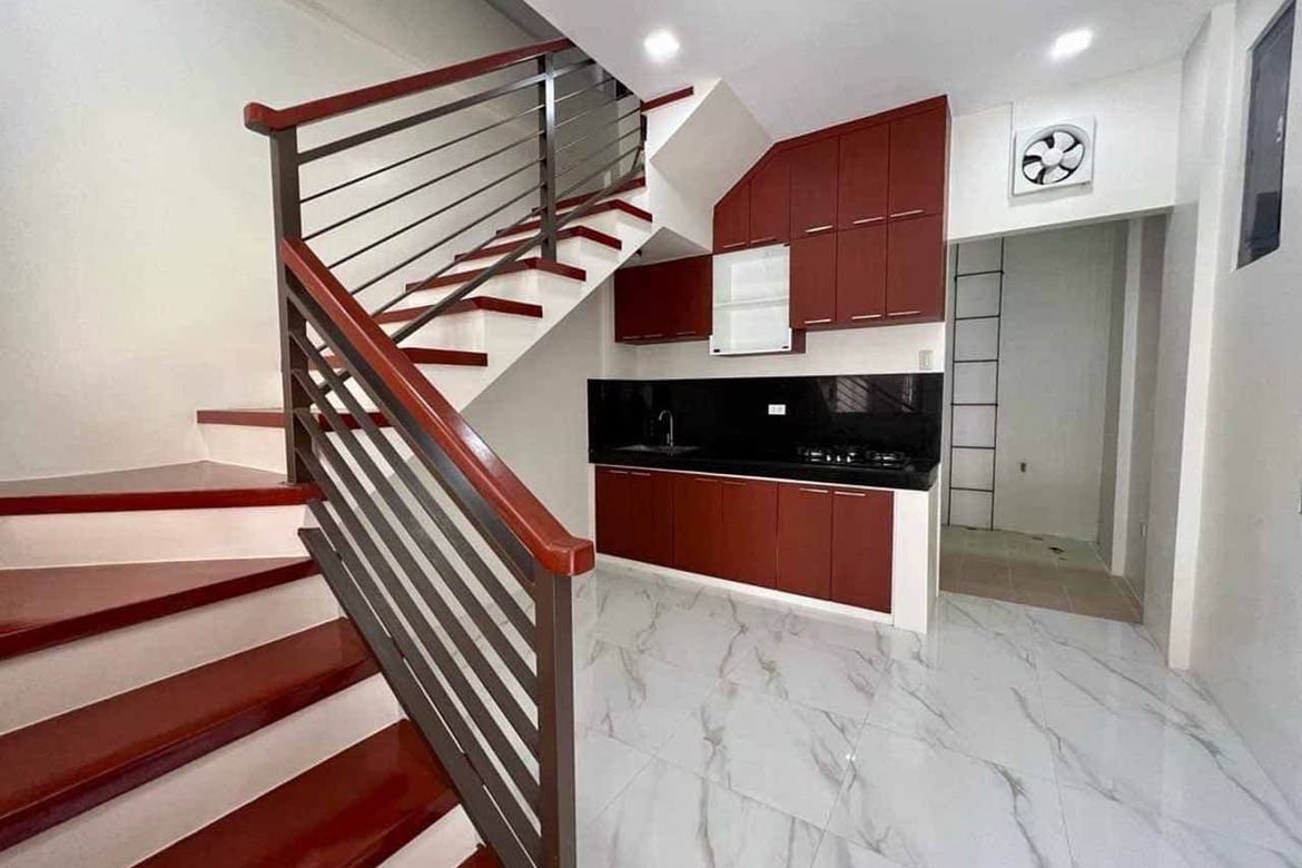 3 Bedroom Townhouse for Sale in Socorro, Quezon City, Metro Manila near LRT-2 Araneta Center-Cubao – photo 6