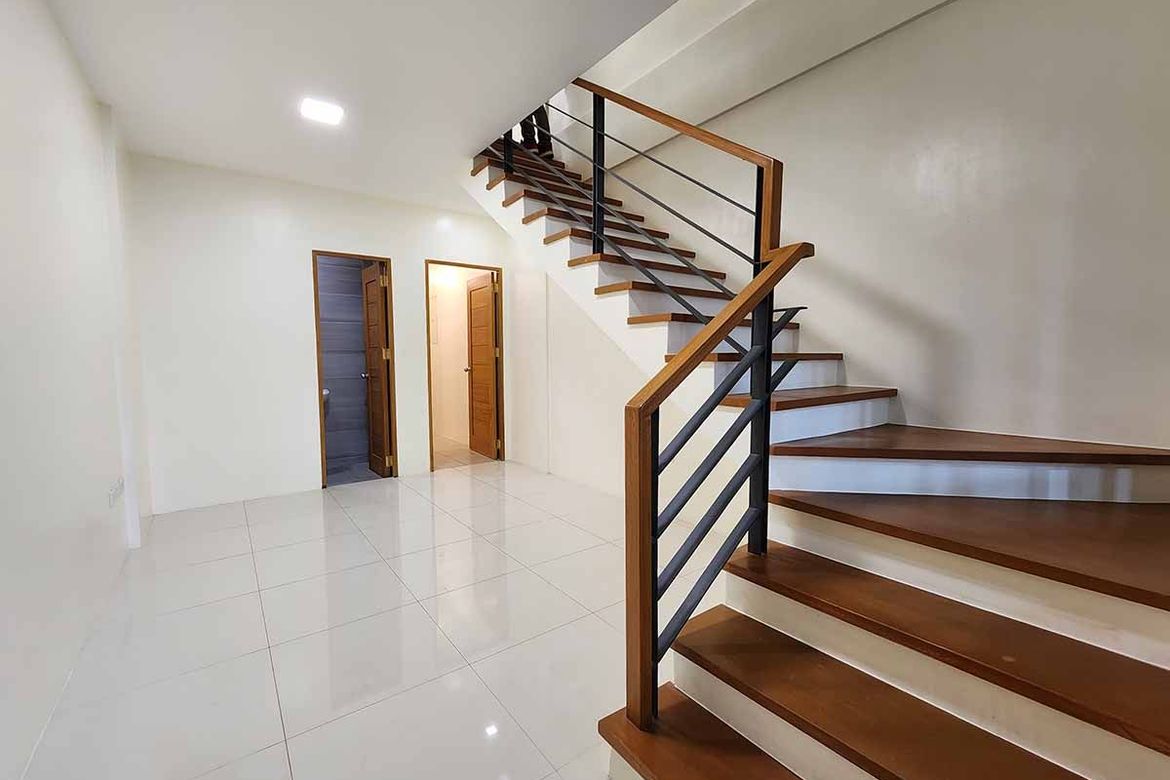 3 Bedroom Townhouse for Sale in Socorro, Quezon City, Metro Manila near LRT-2 Araneta Center-Cubao – photo 4