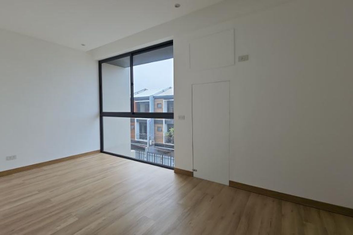 3 Bedroom Townhouse for Sale in Socorro, Quezon City, Metro Manila near LRT-2 Araneta Center-Cubao – photo 8