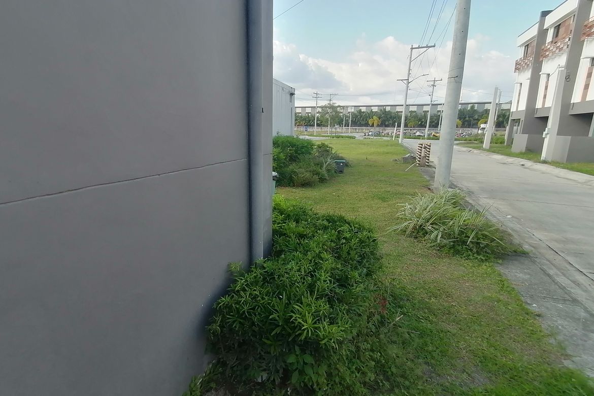 3 Bedroom Townhouse for Sale in Talaga, Capas, Tarlac – photo 7