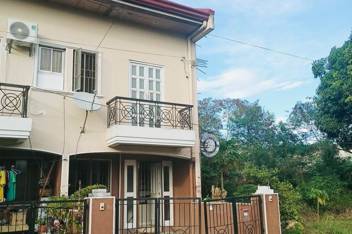 3 Bedroom Townhouse for Sale in Talon Dos, Las Piñas, Metro Manila – photo 2
