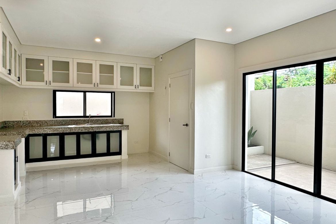 3 Bedroom Townhouse for Sale in Talon Tres, Las Piñas, Metro Manila – photo 8