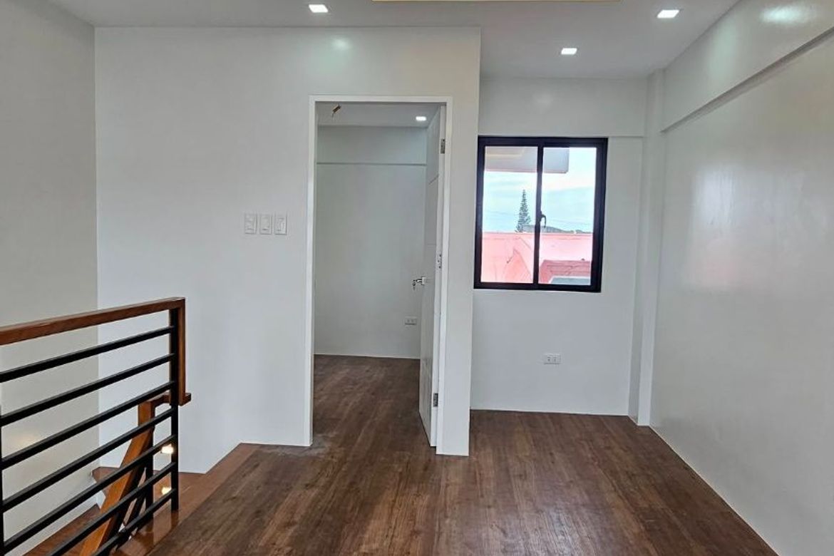 3 Bedroom Townhouse for Sale in Talon Uno, Las Piñas, Metro Manila – photo 7