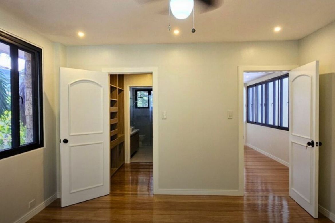 3 Bedroom Townhouse for Sale in Tambo, Parañaque, Metro Manila