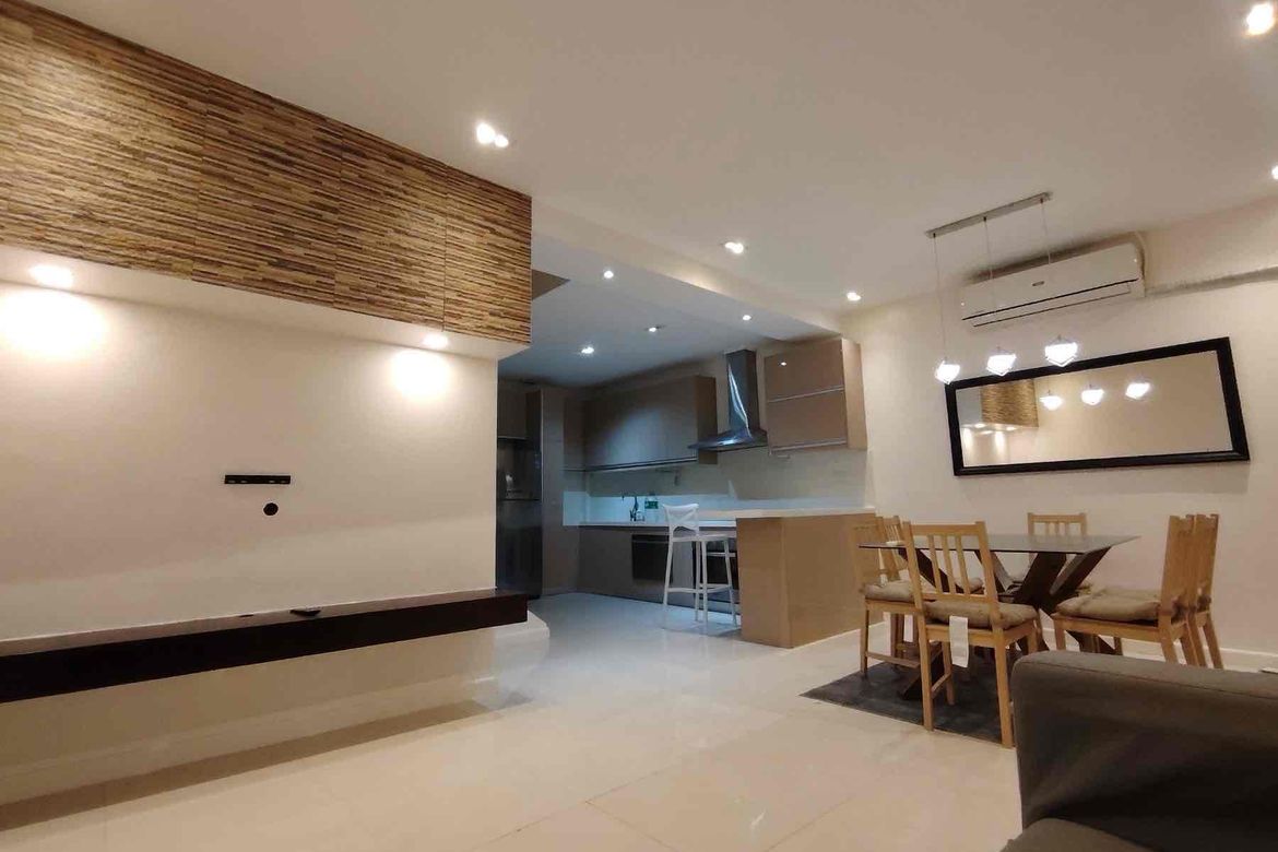 3 Bedroom Townhouse for Sale in Tambo, Parañaque, Metro Manila