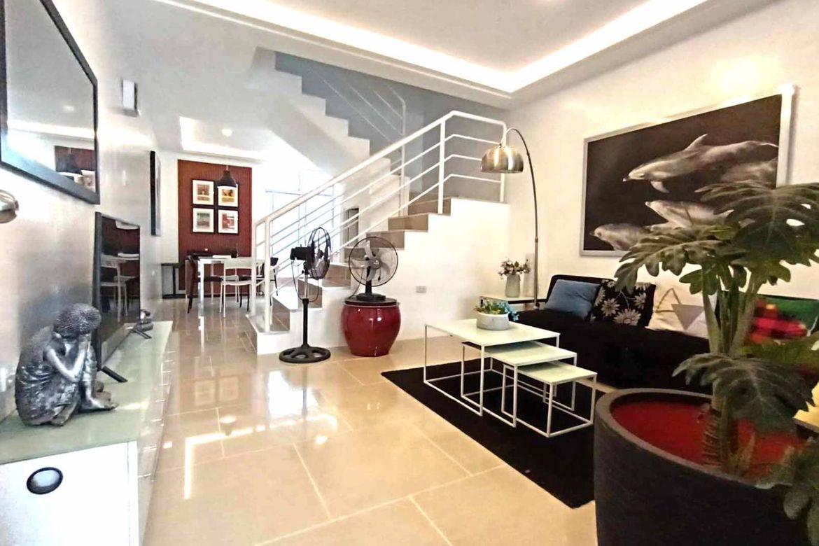 3 Bedroom Townhouse for Sale in Tandang Sora, Quezon City, Metro Manila – photo 8