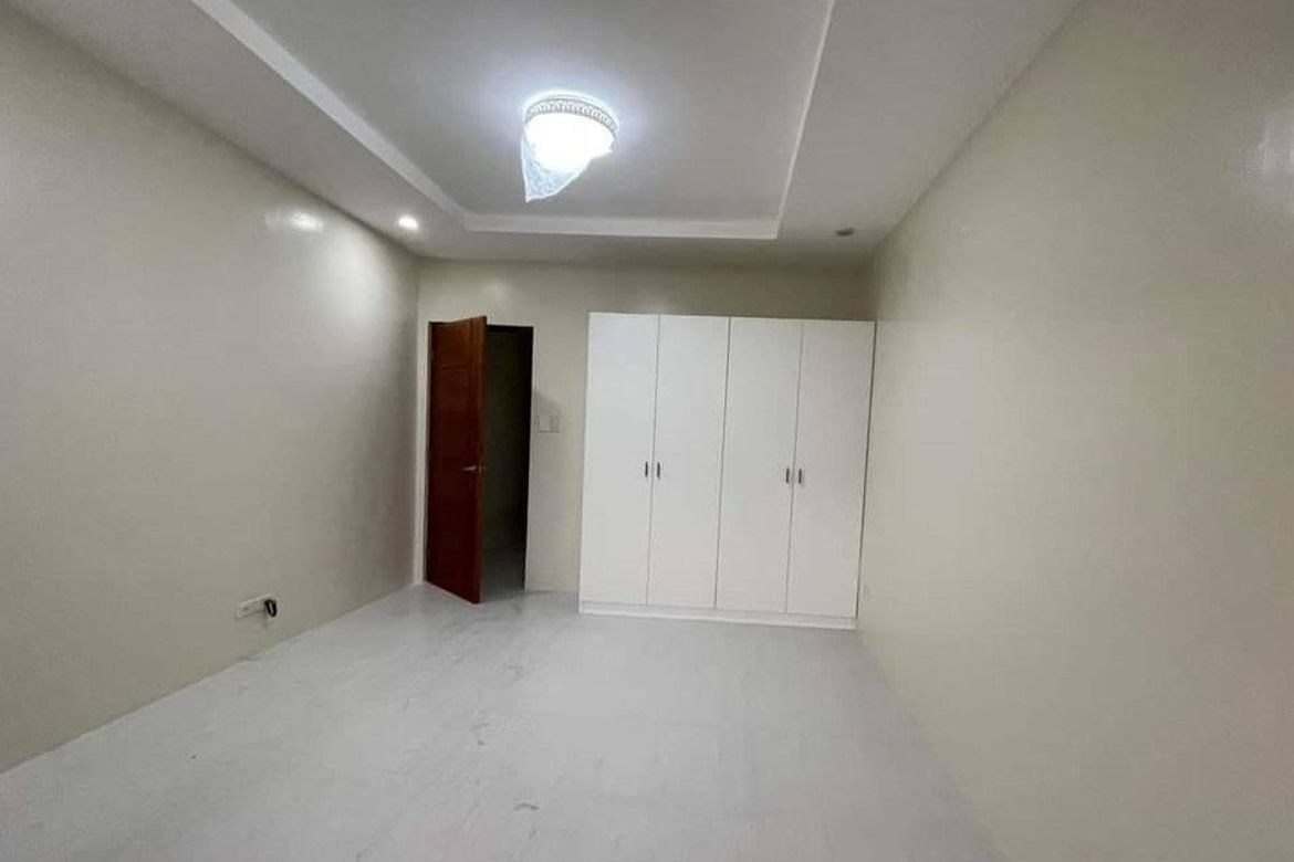 3 Bedroom Townhouse for Sale in Tandang Sora, Quezon City, Metro Manila – photo 8