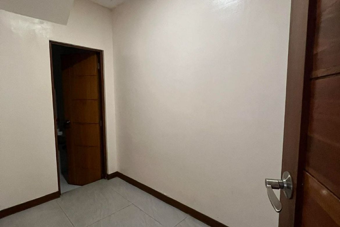 3 Bedroom Townhouse for Sale in Tandang Sora, Quezon City, Metro Manila – photo 8