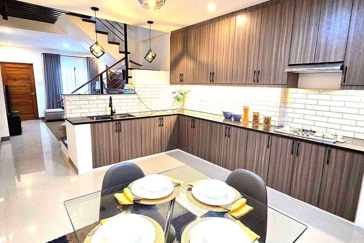 3 Bedroom Townhouse for Sale in Tandang Sora, Quezon City, Metro Manila – photo 7
