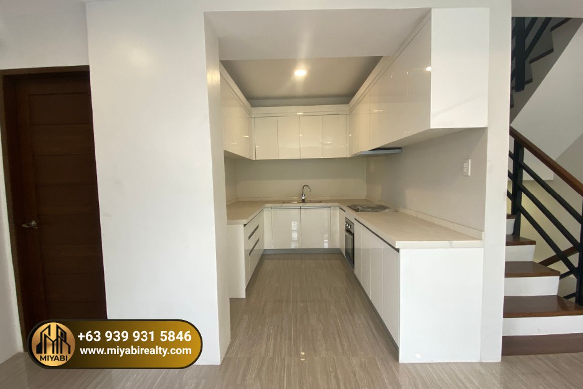 3 Bedroom Townhouse for Sale in Tandang Sora, Quezon City, Metro Manila – photo 5