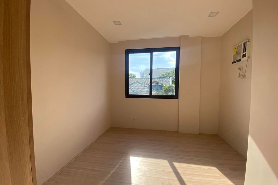 3 Bedroom Townhouse for Sale in Teachers Village East, Quezon City, Metro Manila – photo 2