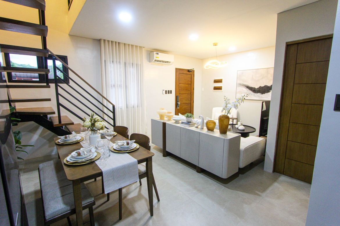3 Bedroom Townhouse for Sale in Tisa, Cebu City, Cebu