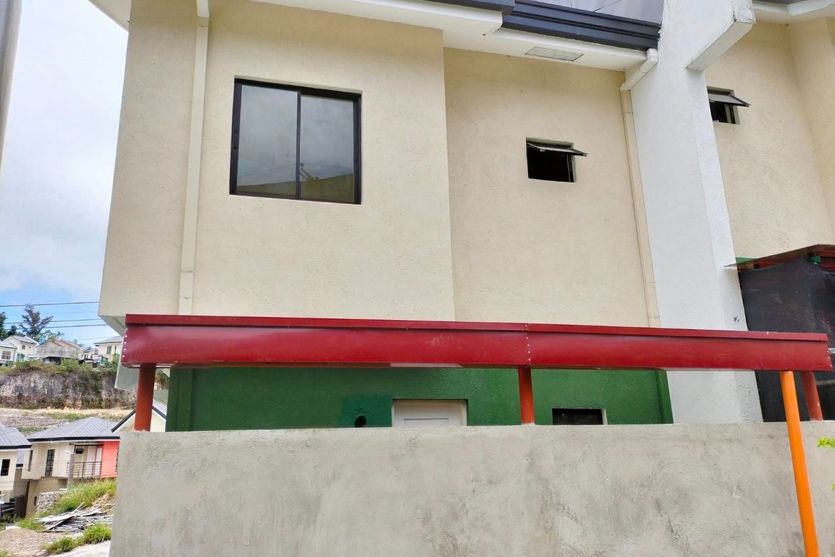 3 Bedroom Townhouse for Sale in Tolotolo, Consolacion, Cebu – photo 3